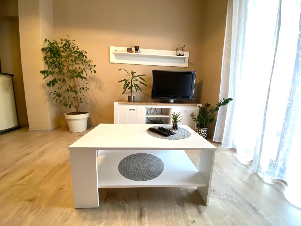 Apartment Marcella 1 Любач Экстерьер фото